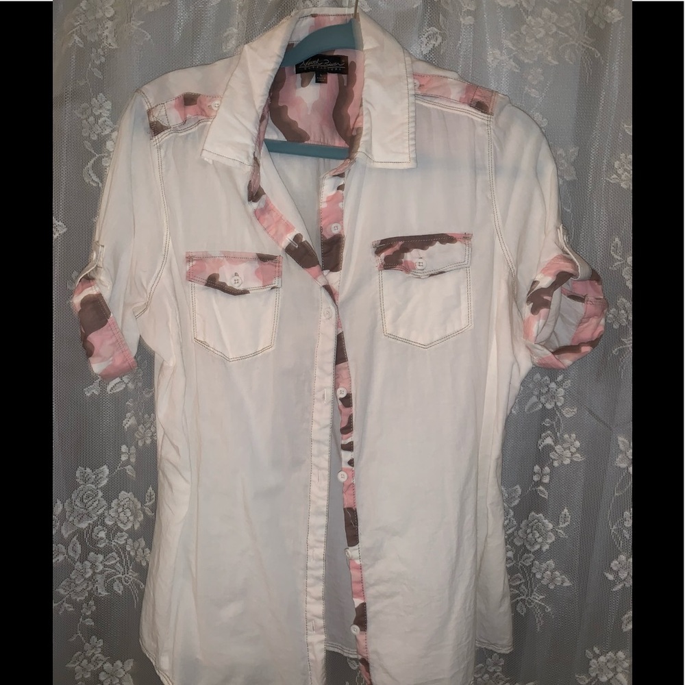 North River shirt. 2